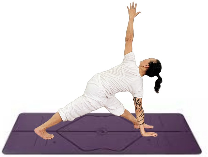 Tư thế Góc Nghiêng Một Bên Xoay Người — Yin Yoga